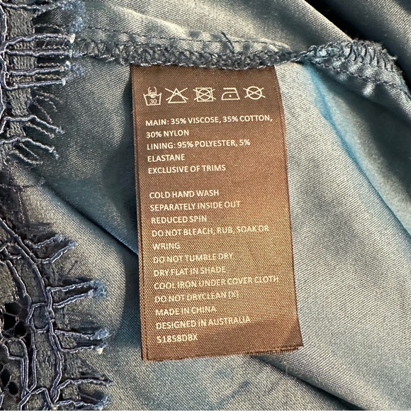 Bardot Midnight Lace Long Sleeve Midi Dress in Ash Blue NWT size 4 - Picture 13 of 14